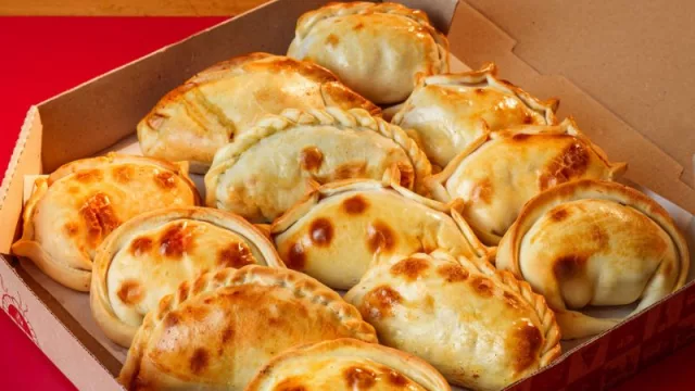 Kentucky impulsa la reinvención del clásico argentino (la empanada) con nuevos sabores y más variedad en las cartas