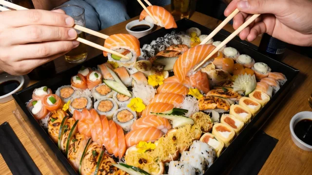 SushiClub acompaña el Mundial con combos para compartir y beneficios especiales tras cada victoria de Argentina